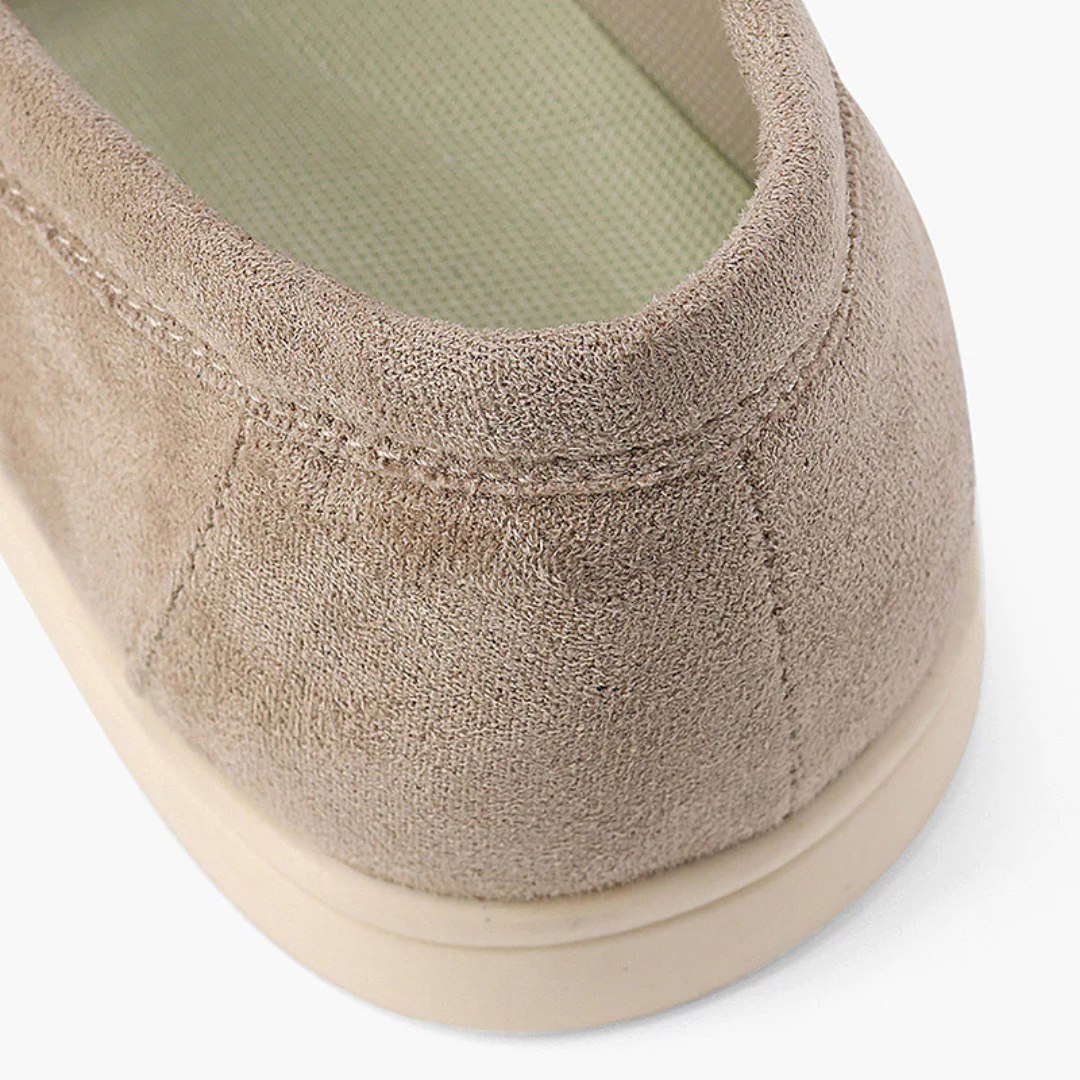 Mocassins em Camurça com Acabamento Elegante e Estilo Moderno para Homen