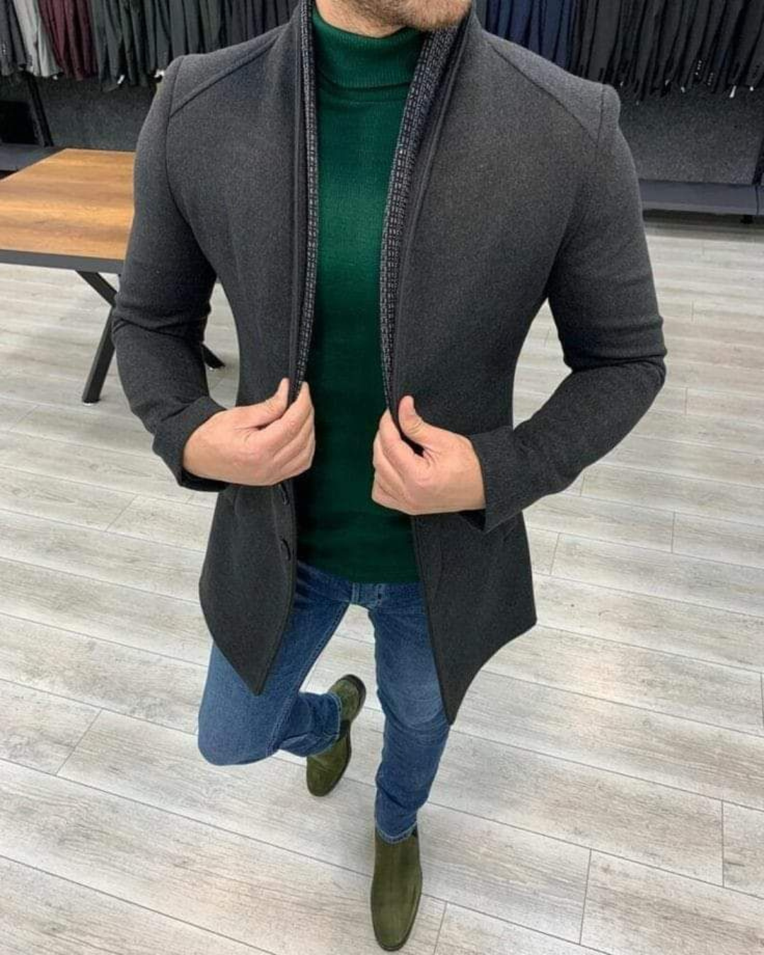 Casaco com um design moderno e um acabamento elegante para homem