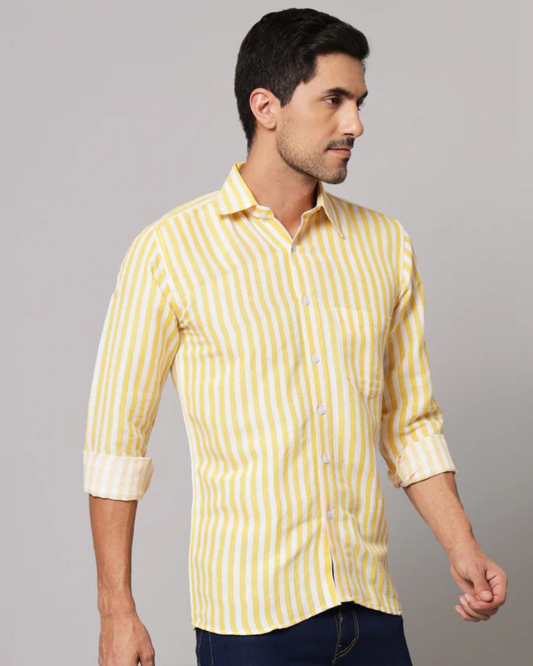 Camisa de manga comprida às riscas em tecido de linho