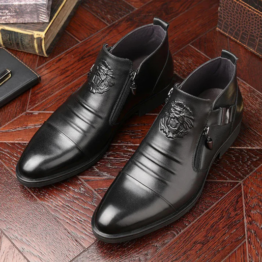 Botins em Pele Preta com Fecho de Correr Lateral para um Visual Arrojado e Sofisticado