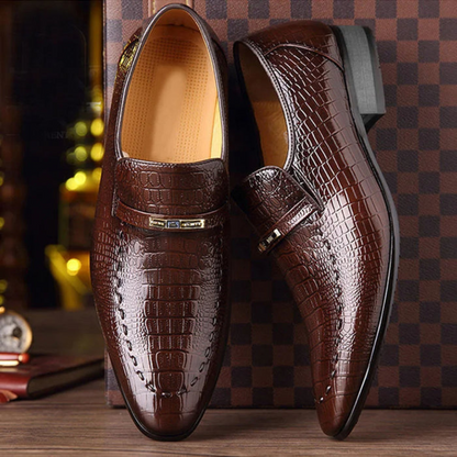 Mocassins Masculinos em Couro com Textura Rugosa