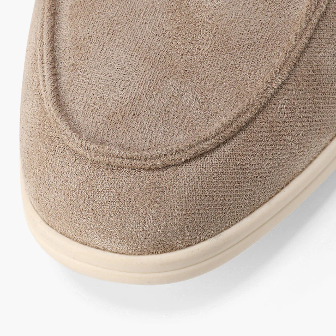Mocassins em Camurça com Acabamento Elegante e Estilo Moderno para Homen